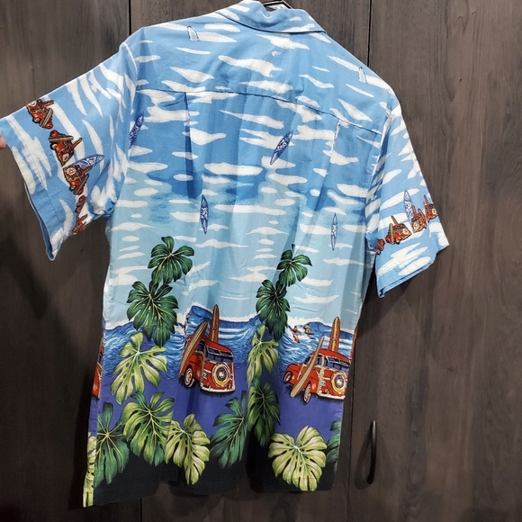 Hawaiian Shirt with Woody and Surfers 🏄‍♀️   🏄‍♂️ 🌊  Hang Ten Aloha Size M - Picture 7 of 9